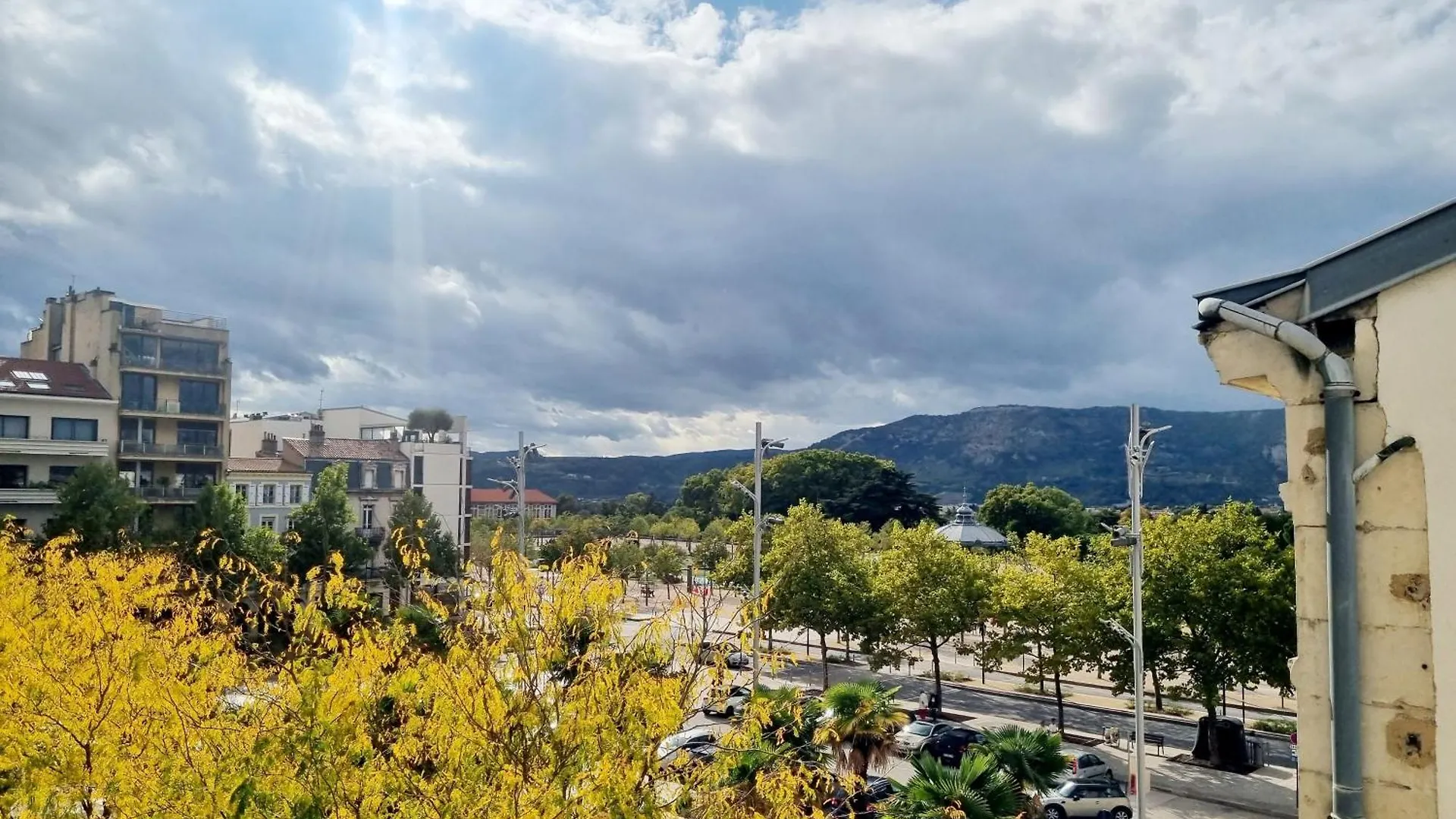 Chambre Dans Colocation - Valence -